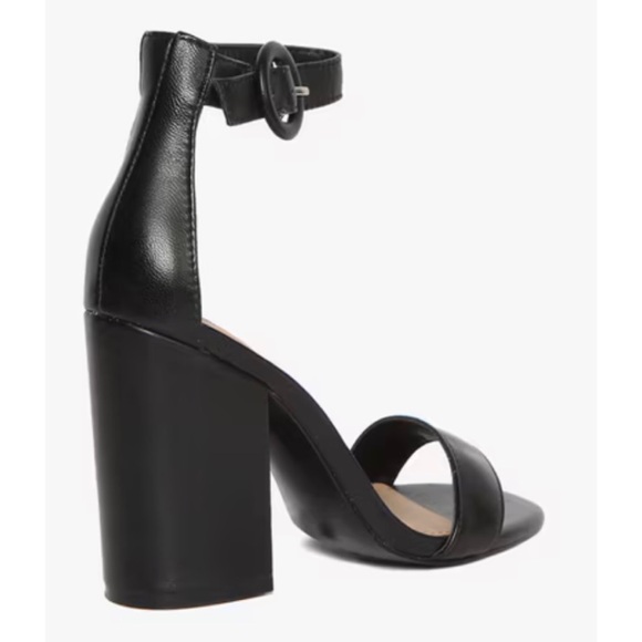 STEVE MADDEN • Friday Black Open-Toe Chunky Block Heeled Ankle Strap Sandals, 9 - Picture 3 of 16